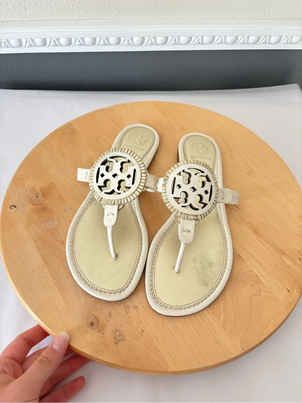 Tory Burch Fringe Miller Sandals in Bleach/Sparkle Gold Women’s Size 8.5